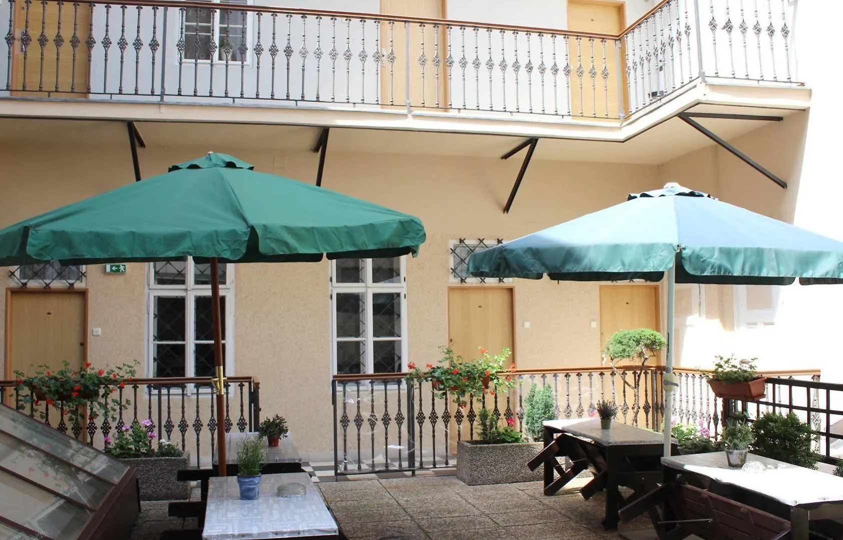 Alice Apartment House Prague 3*,  Czech Republic